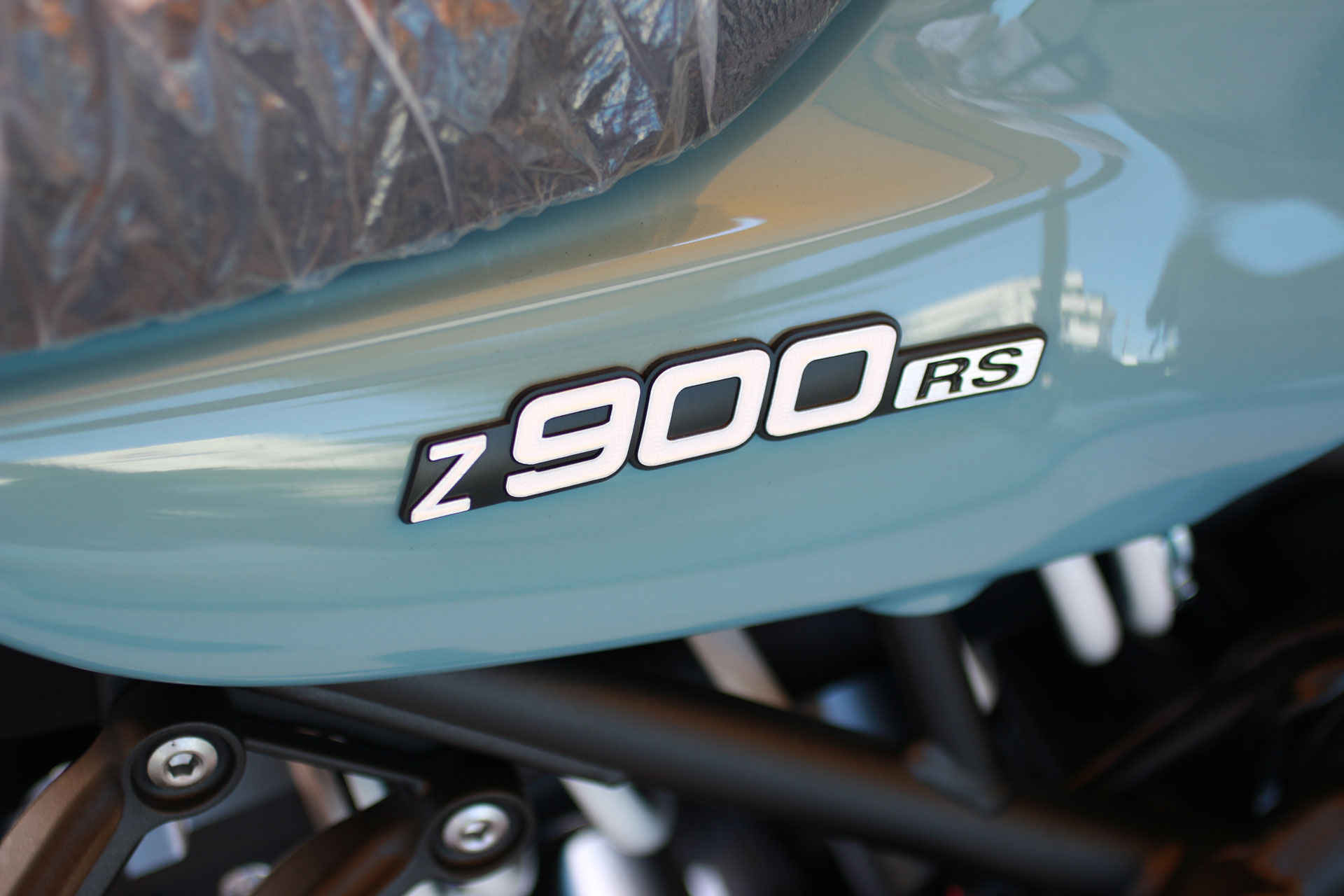 世界の 限定価格 z900rs タンクサイドカバー asakusa.sub.jp