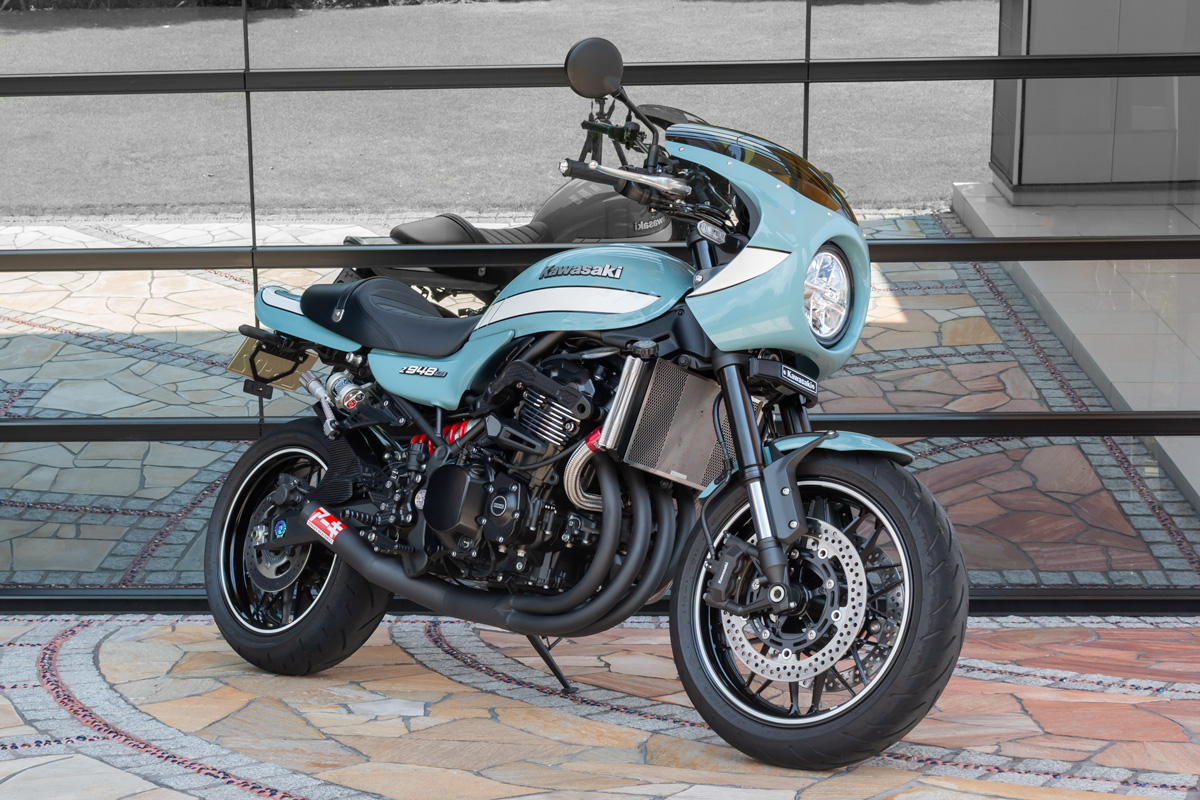 Z900Z900RS　ARCHIラジエーターカバー　サブフレームスライダー