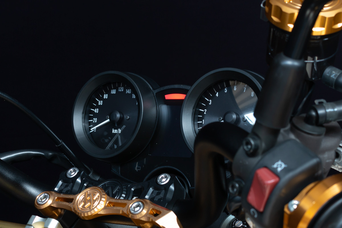 記事 ≪Z900RS　メーターリングカバーの開発≫のアイキャッチ画像
